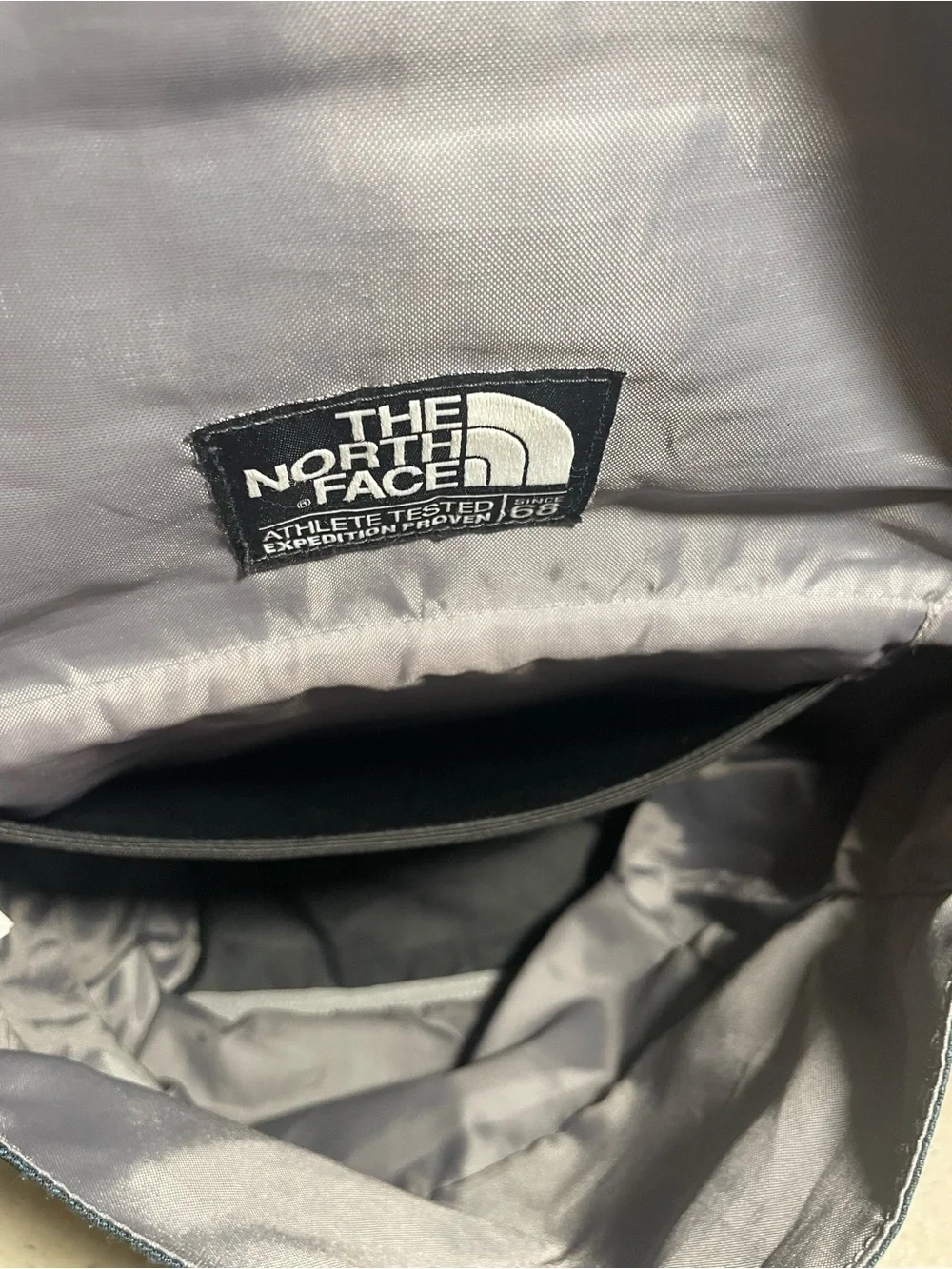 The North Face Navy Blue & Black Roll Top Messenger Bag Laptop Backpack